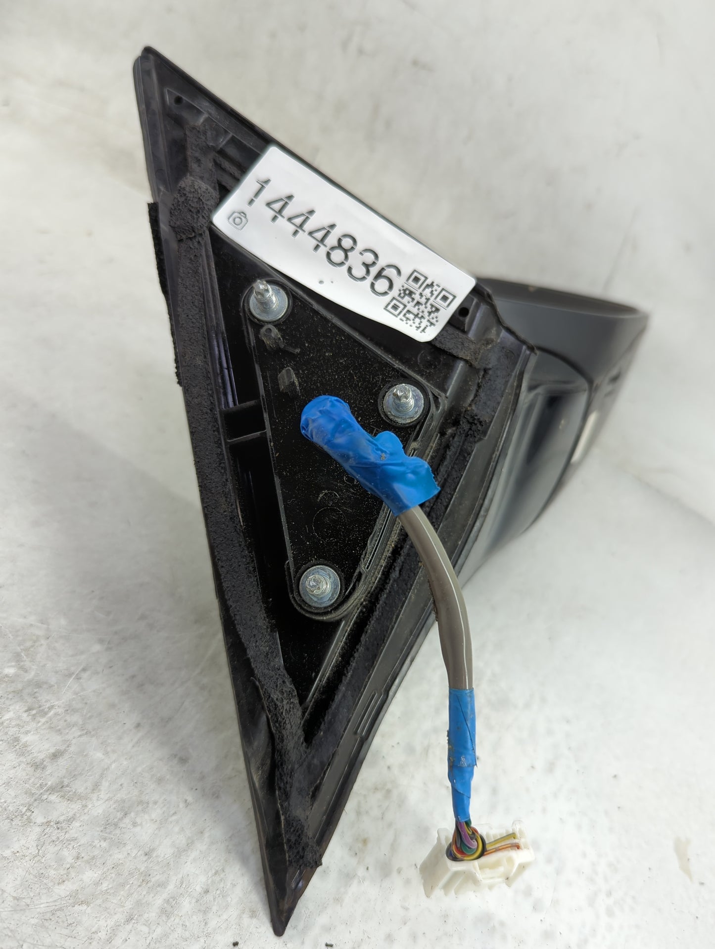 2014-2020 Infiniti Q50 Passenger Side View Mirror - Right Door Mirror OEM Used - Oemusedautoparts1.com
