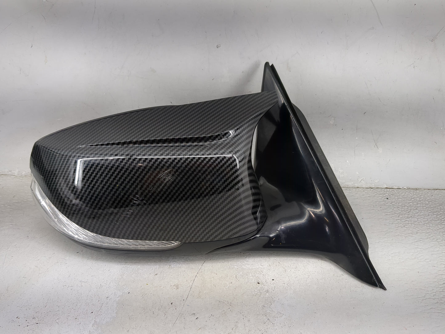2014-2020 Infiniti Q50 Passenger Side View Mirror - Right Door Mirror OEM Used - Oemusedautoparts1.com