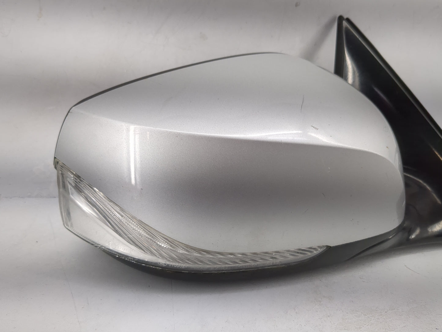 2014-2020 Infiniti Q50 Passenger Side View Mirror - Right Door Mirror OEM Used - Oemusedautoparts1.com
