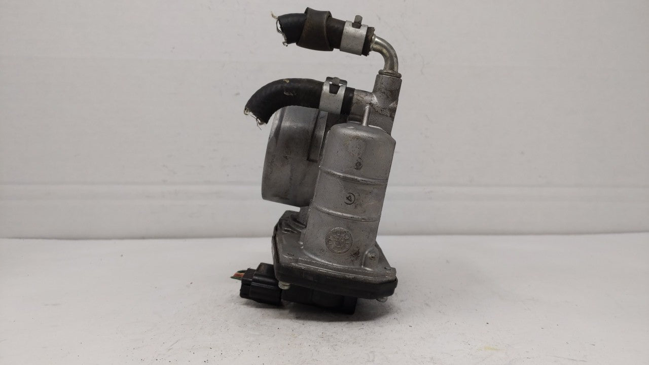 2014-2018 Infiniti Q50 Throttle Body P/N:526-01 RME75 Fits OEM Used Auto Parts - Oemusedautoparts1.com