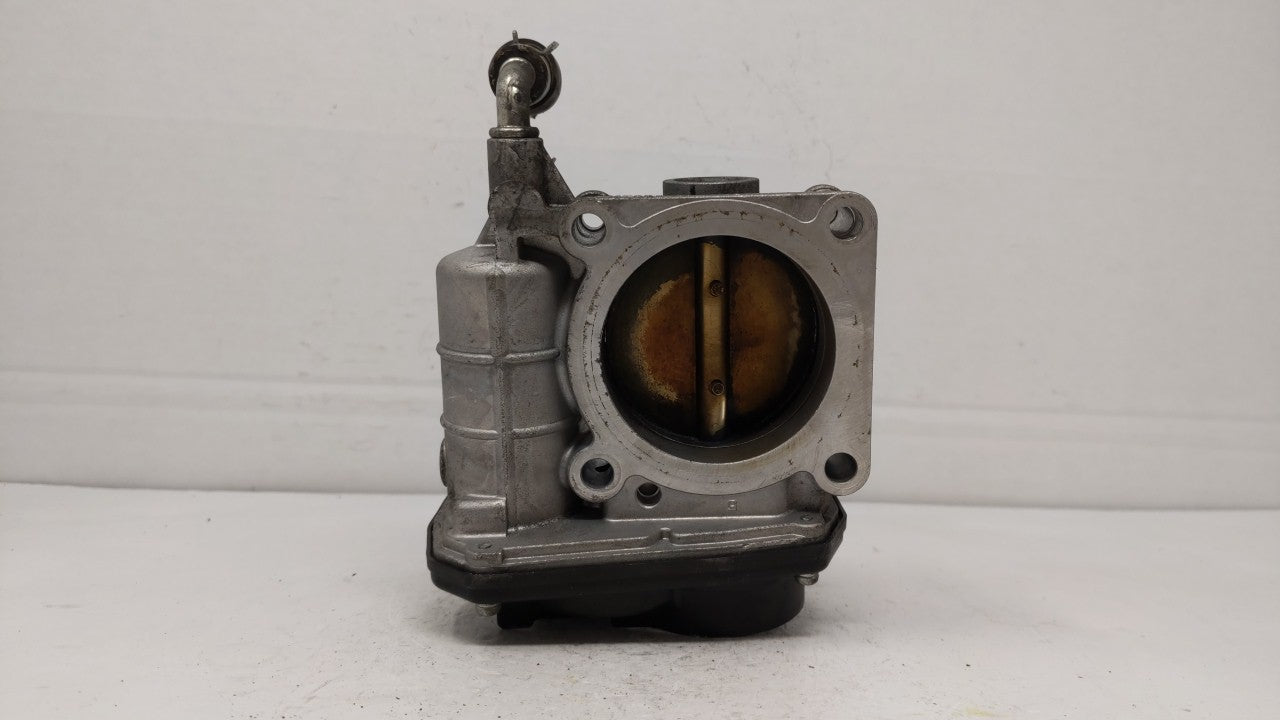 2014-2018 Infiniti Q50 Throttle Body P/N:526-01 RME75 Fits OEM Used Auto Parts - Oemusedautoparts1.com