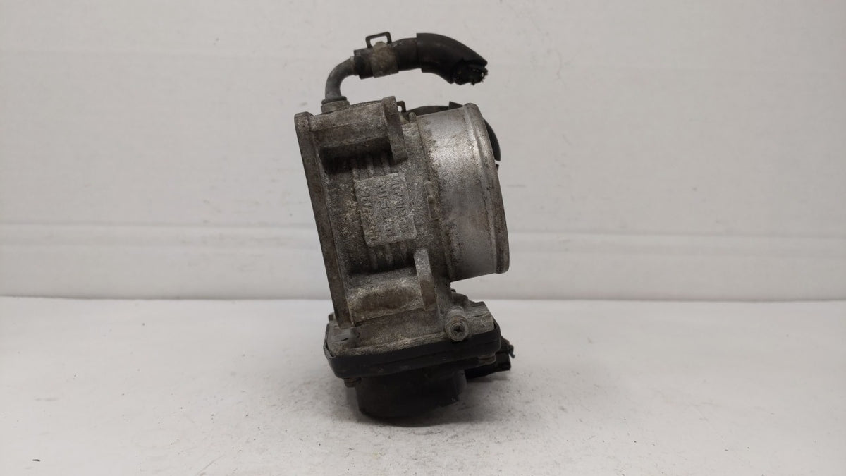 2014-2018 Infiniti Q50 Throttle Body P/N:526-01 RME75 Fits OEM Used Auto Parts - Oemusedautoparts1.com