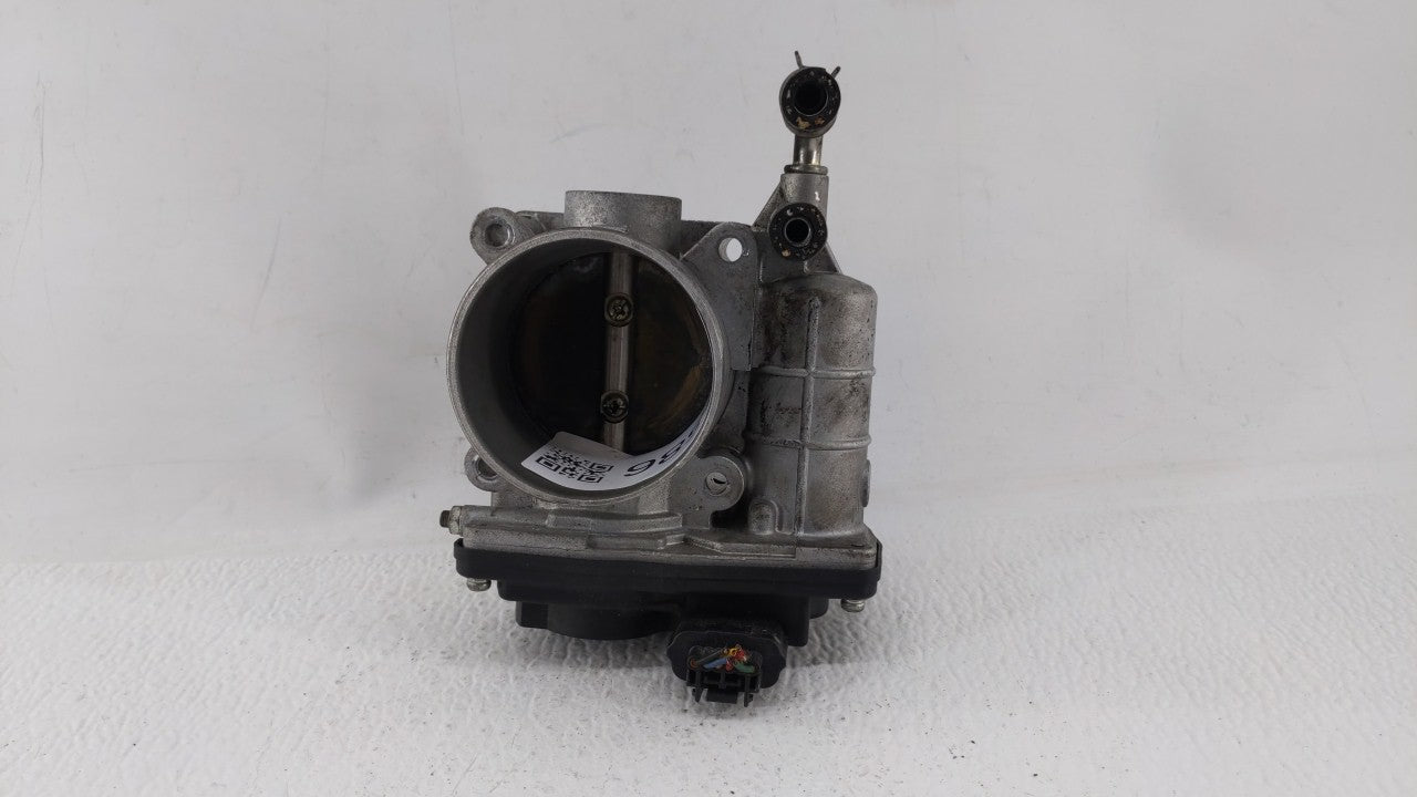 2014-2018 Infiniti Q50 Throttle Body P/N:526-01 RME75 Fits OEM Used Auto Parts - Oemusedautoparts1.com