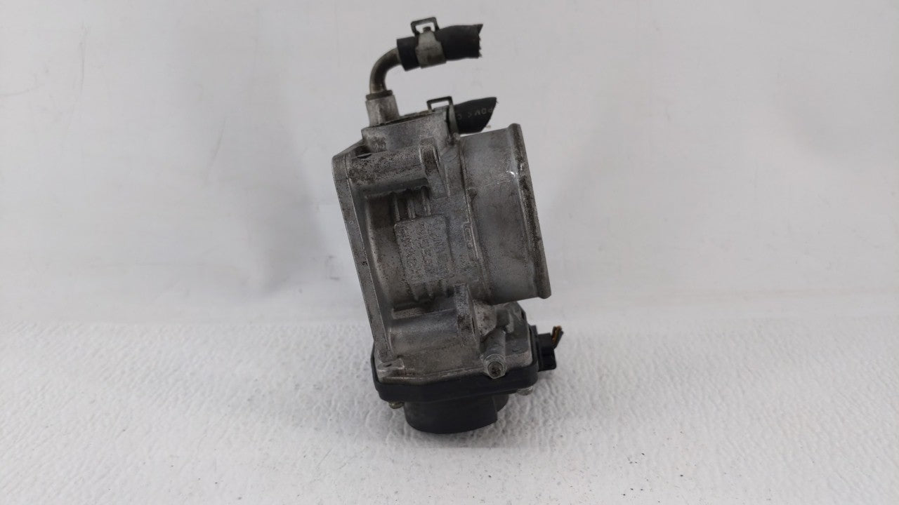 2014-2018 Infiniti Q50 Throttle Body P/N:526-01 RME75 Fits OEM Used Auto Parts - Oemusedautoparts1.com