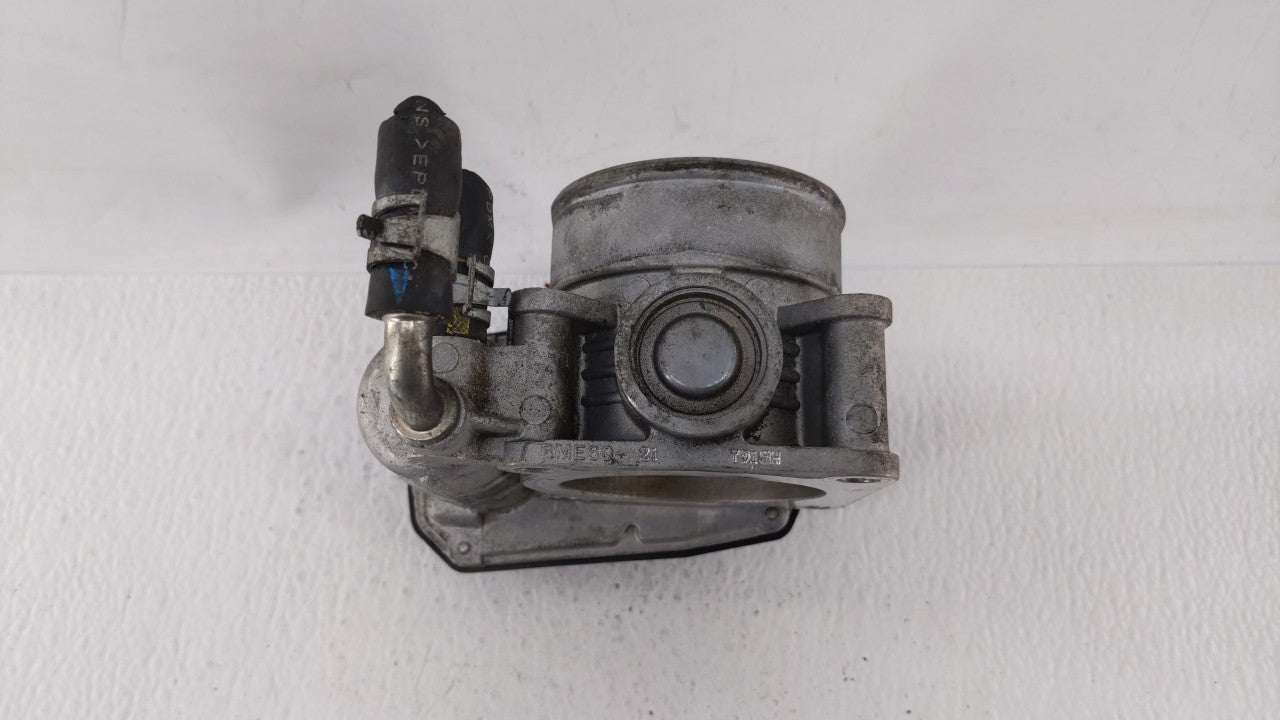 2014-2018 Infiniti Q50 Throttle Body P/N:526-01 RME75 Fits OEM Used Auto Parts - Oemusedautoparts1.com