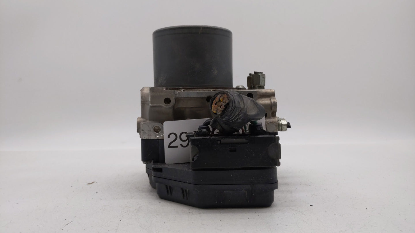 2014-2015 Infiniti Q50 ABS Pump Control Module Replacement P/N:47660 4GB1A Fits Fits 2014 2015 OEM Used Auto Parts - Oemused