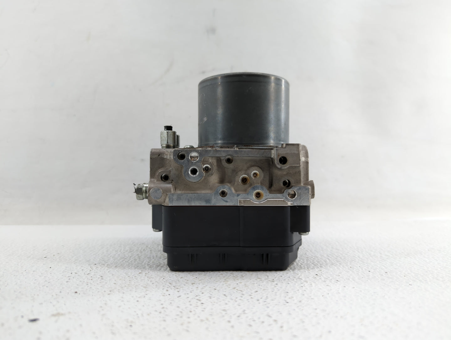 2014-2015 Infiniti Q50 ABS Pump Control Module Replacement P/N:47660 4GB1A Fits Fits 2014 2015 OEM Used Auto Parts - Oemused