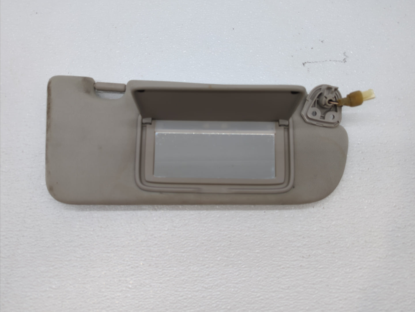 2014-2018 Infiniti Q50 Sun Visor Shade Replacement Passenger Right Mirror Fits Fits 2014 2015 2016 2017 2018 OEM Used Auto P