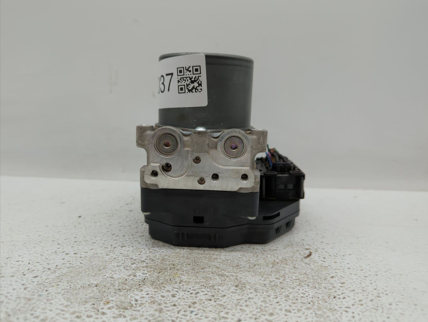 2014-2015 Infiniti Q50 ABS Pump Control Module Replacement P/N:47660 4GB1A Fits Fits 2014 2015 OEM Used Auto Parts - Oemused
