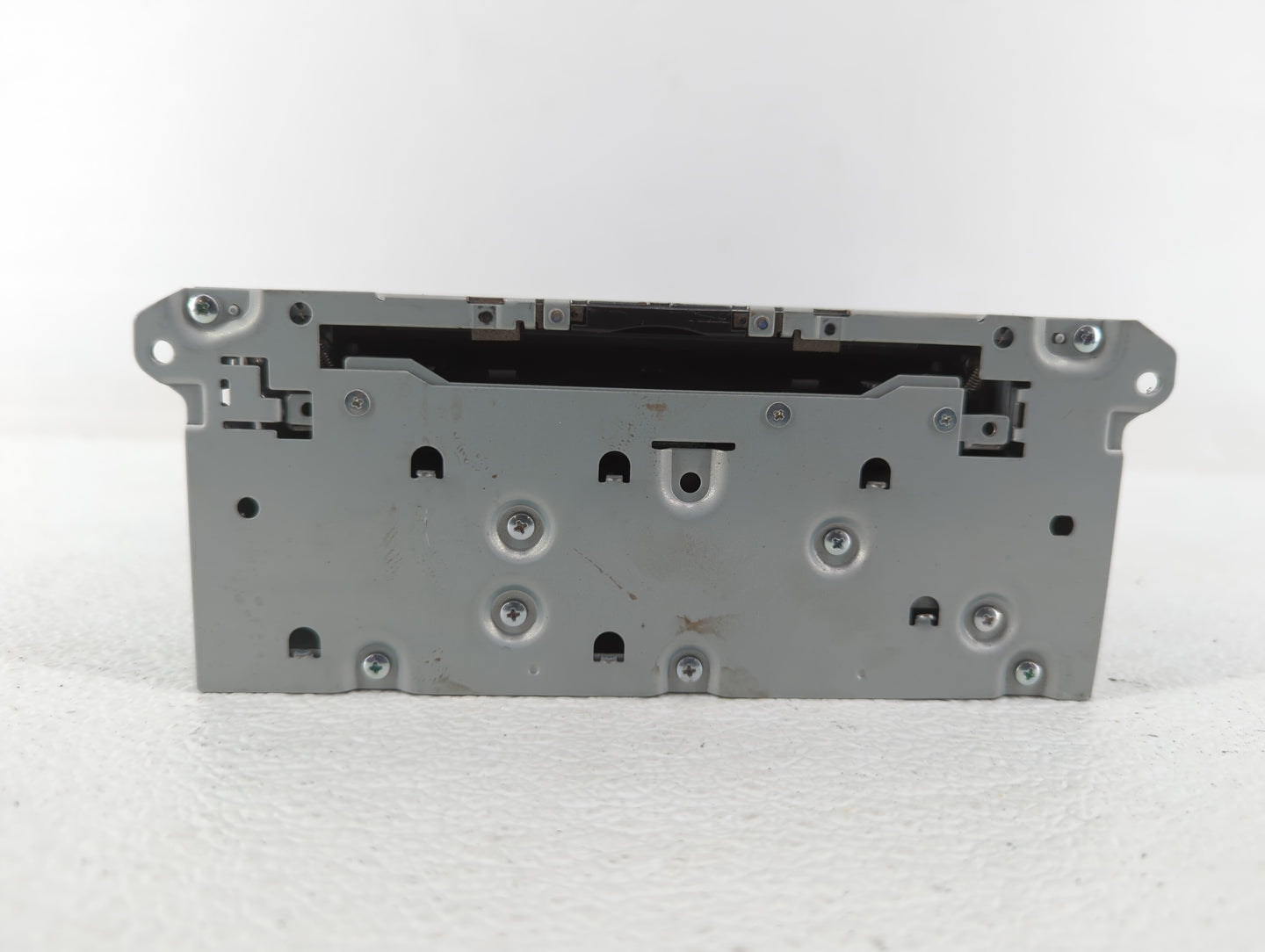 2014-2015 Infiniti Q50 Am Fm Cd Player Radio Receiver - Oemusedautoparts1.com