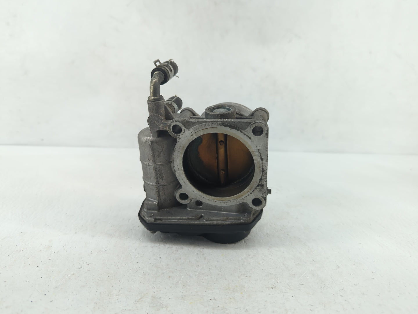 2014-2018 Infiniti Q50 Throttle Body P/N:RME60-21 RME60-12 Fits OEM Used Auto Parts - Oemusedautoparts1.com
