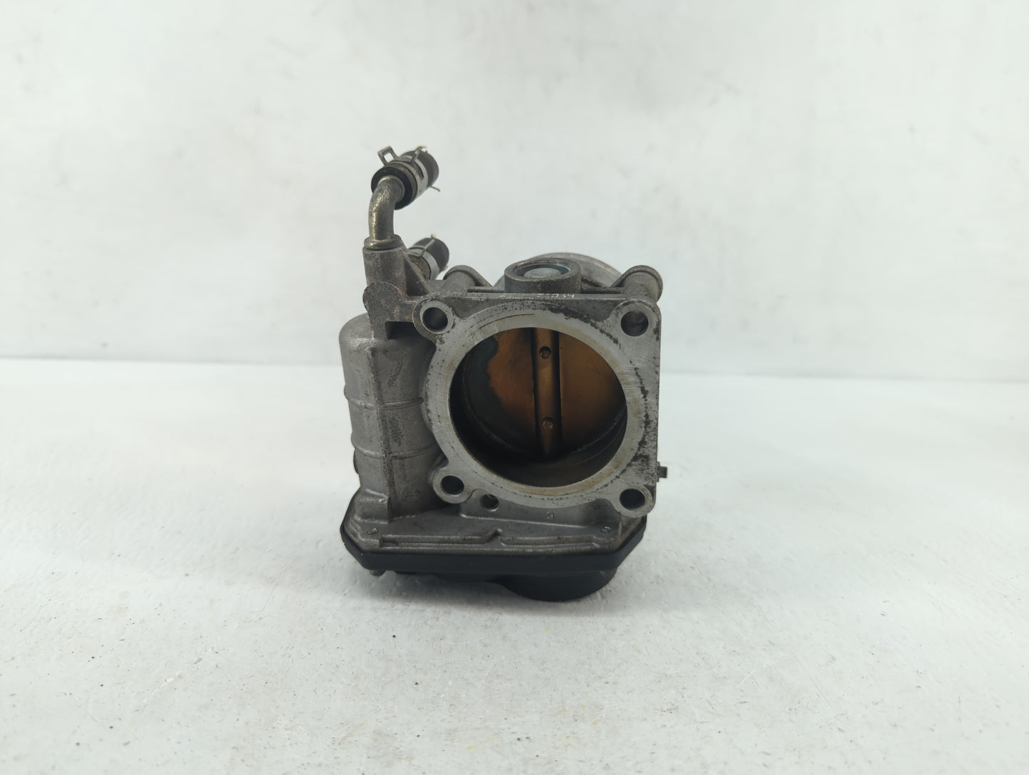 2014-2018 Infiniti Q50 Throttle Body P/N:RME60-21 RME60-12 Fits OEM Used Auto Parts - Oemusedautoparts1.com