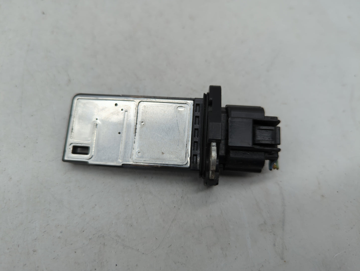 2014-2015 Infiniti Q50 Mass Air Flow Meter Maf - Oemusedautoparts1.com