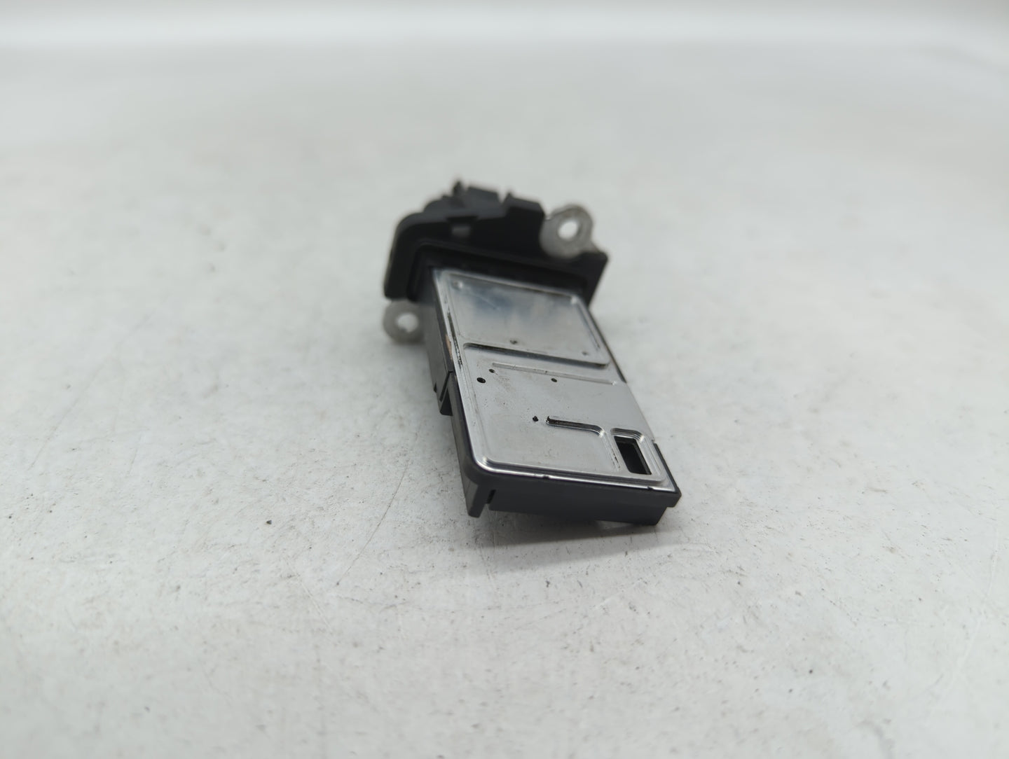 2014-2015 Infiniti Q50 Mass Air Flow Meter Maf - Oemusedautoparts1.com