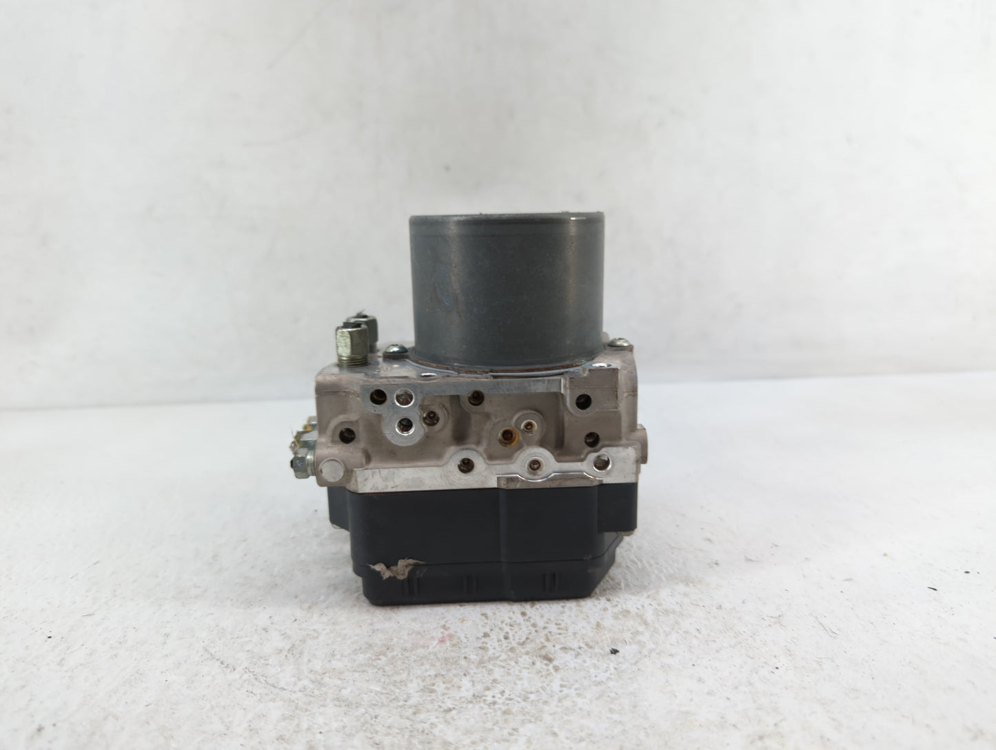 2014-2015 Infiniti Q50 ABS Pump Control Module Replacement P/N:47660 4GB1A Fits Fits 2014 2015 OEM Used Auto Parts - Oemused