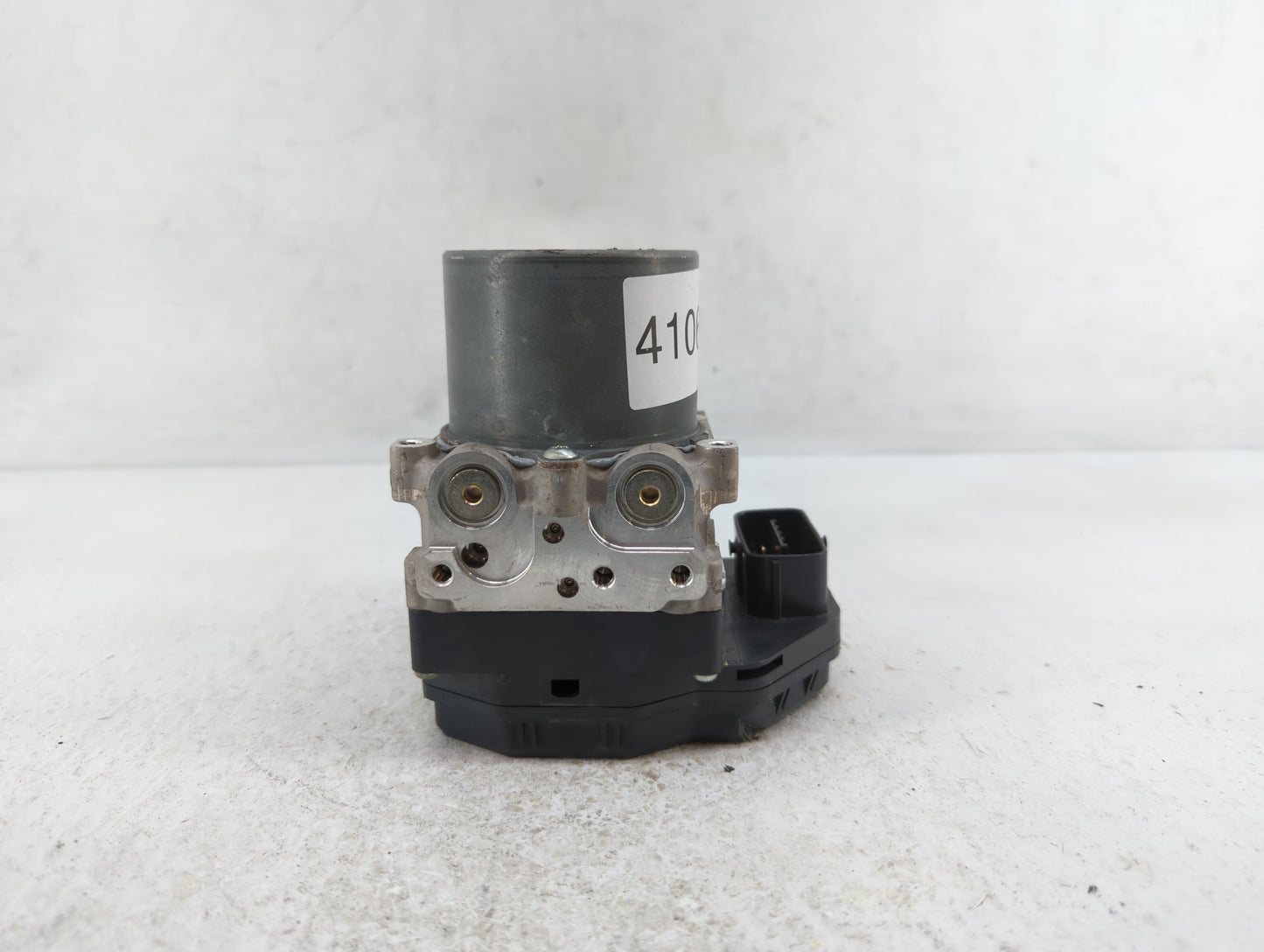 2014-2015 Infiniti Q50 ABS Pump Control Module Replacement P/N:47660 4GB1A Fits Fits 2014 2015 OEM Used Auto Parts - Oemused