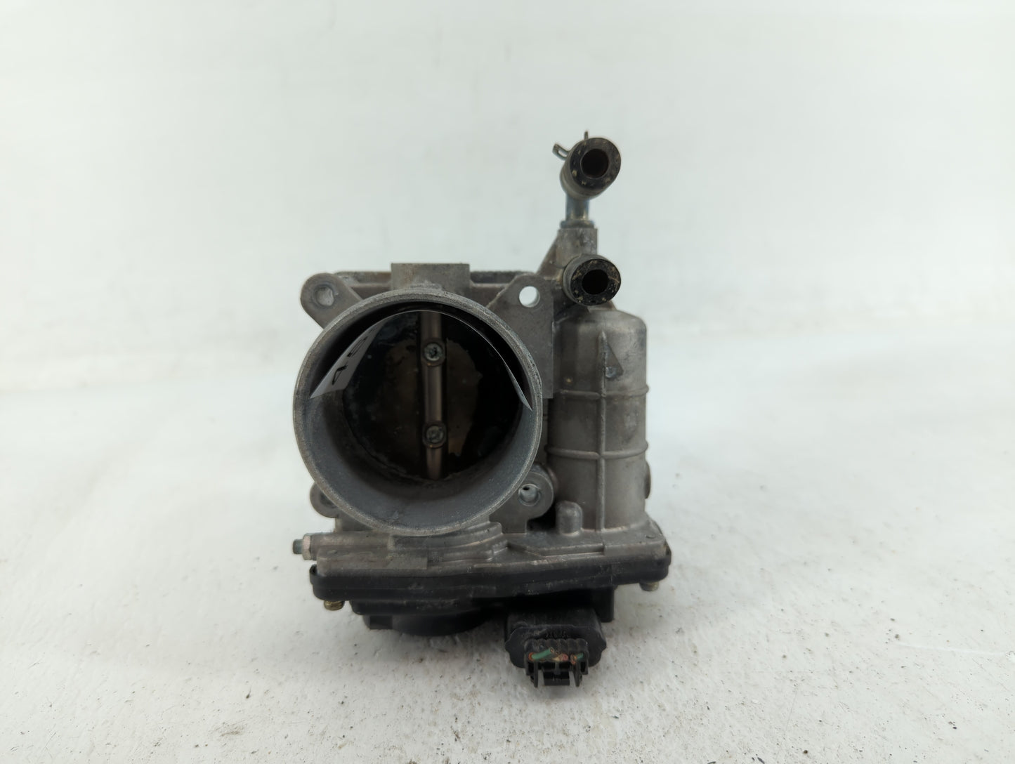 2014-2018 Infiniti Q50 Throttle Body P/N:RME60-21 RME60-16 Fits OEM Used Auto Parts - Oemusedautoparts1.com