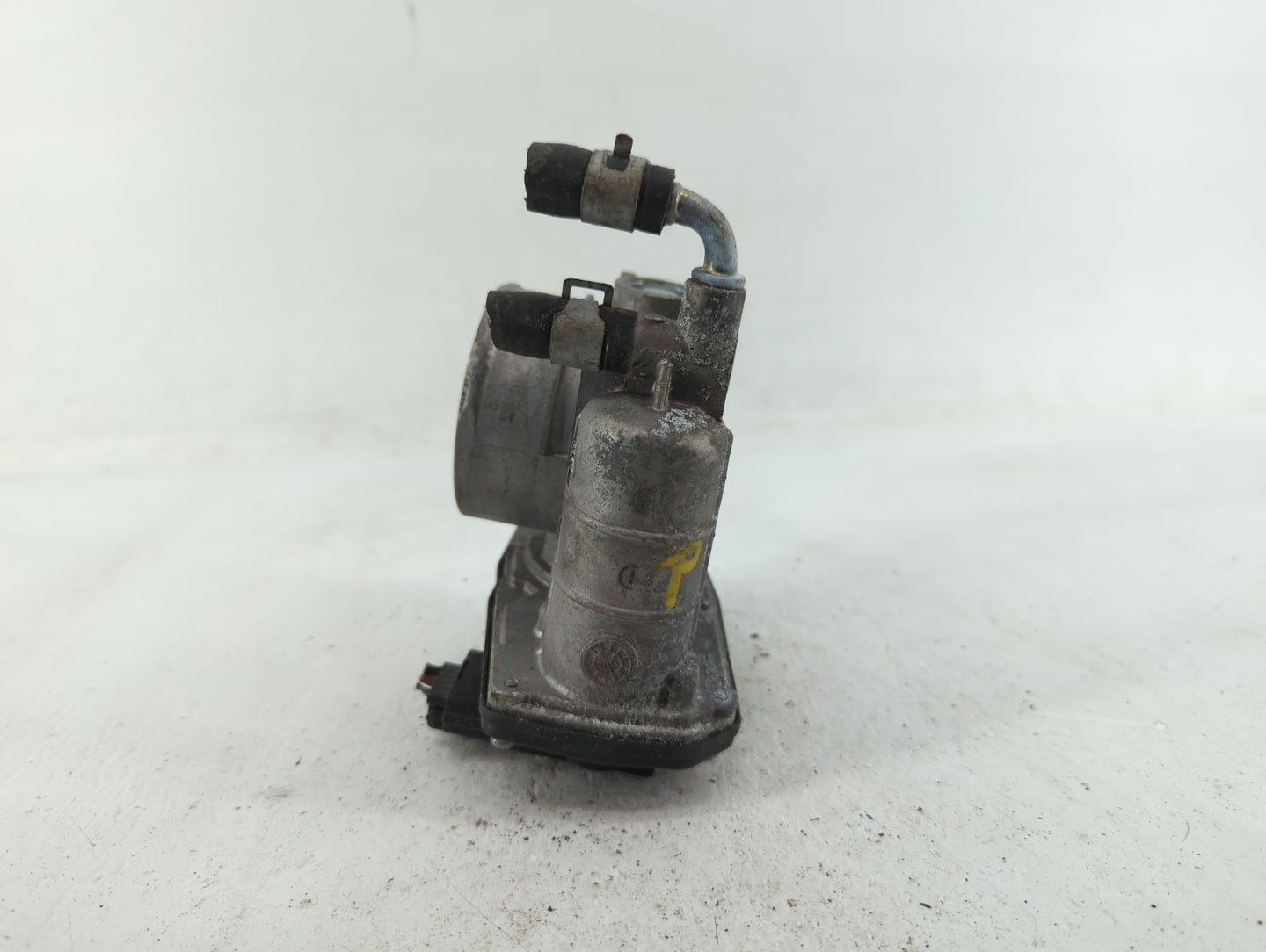 2014-2018 Infiniti Q50 Throttle Body P/N:RME60-21 RME60-16 Fits OEM Used Auto Parts - Oemusedautoparts1.com