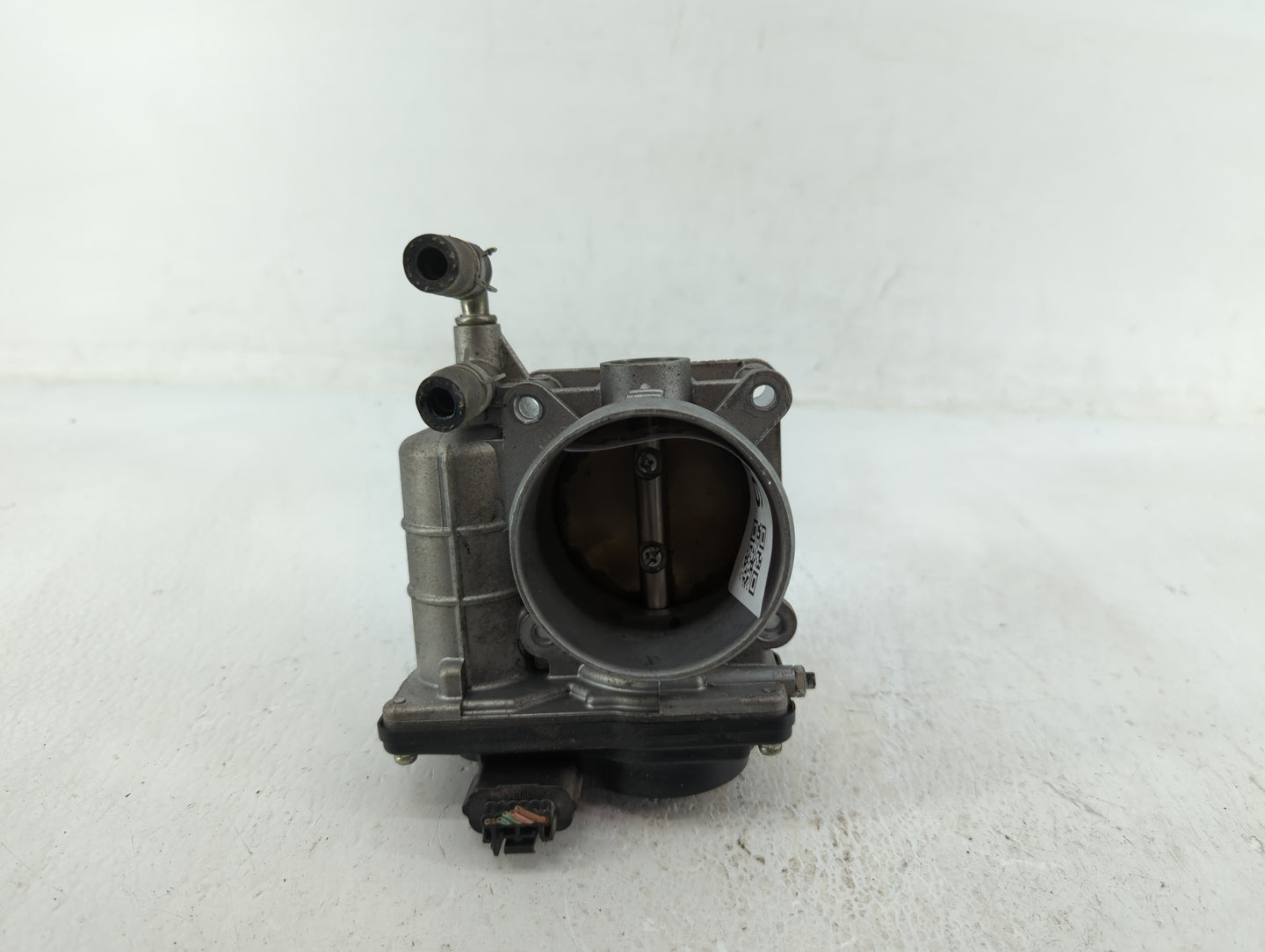 2014-2018 Infiniti Q50 Throttle Body P/N:526-02 RME60-16 Fits OEM Used Auto Parts - Oemusedautoparts1.com