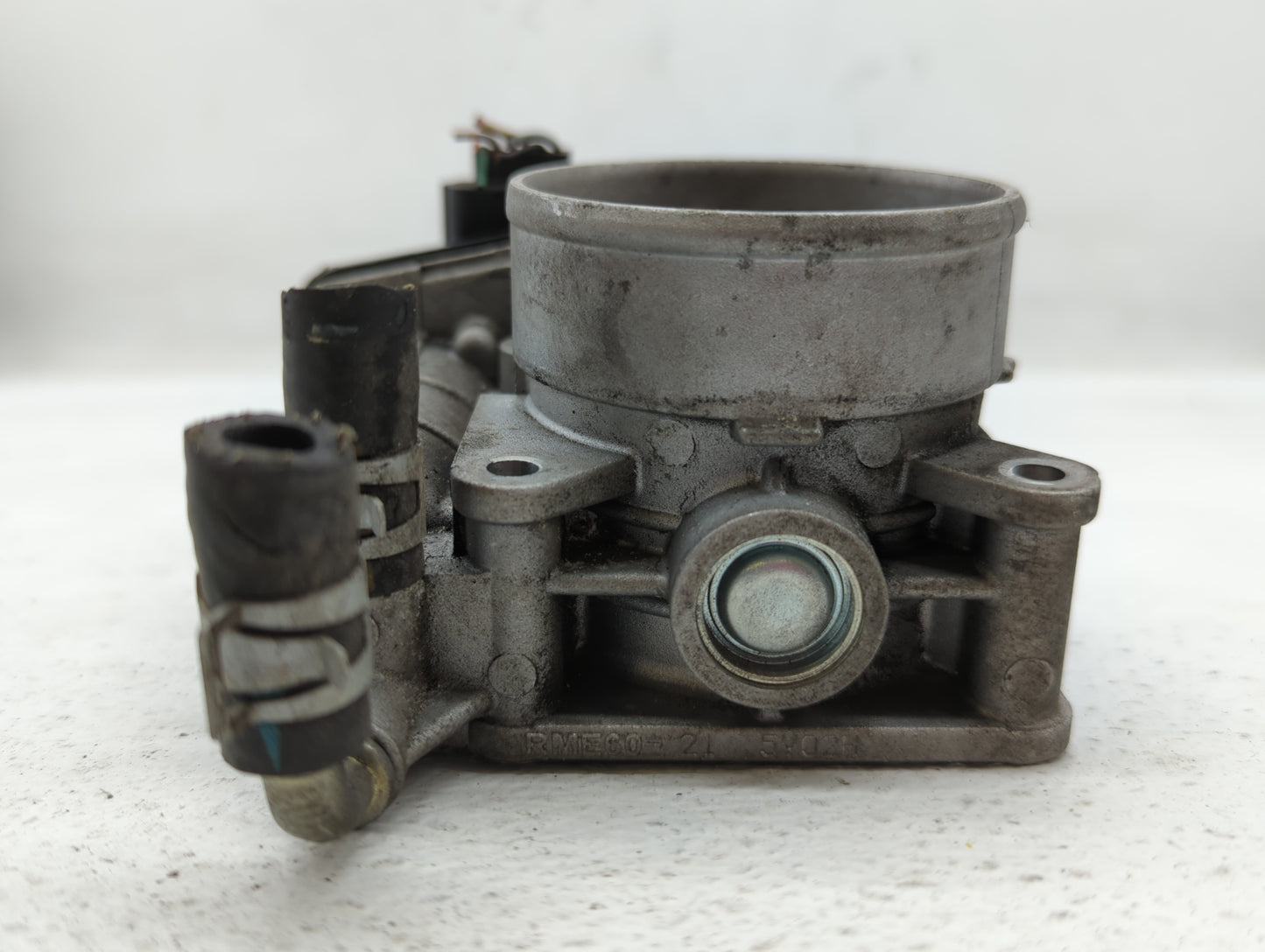2014-2018 Infiniti Q50 Throttle Body P/N:526-02 RME60-16 Fits OEM Used Auto Parts - Oemusedautoparts1.com