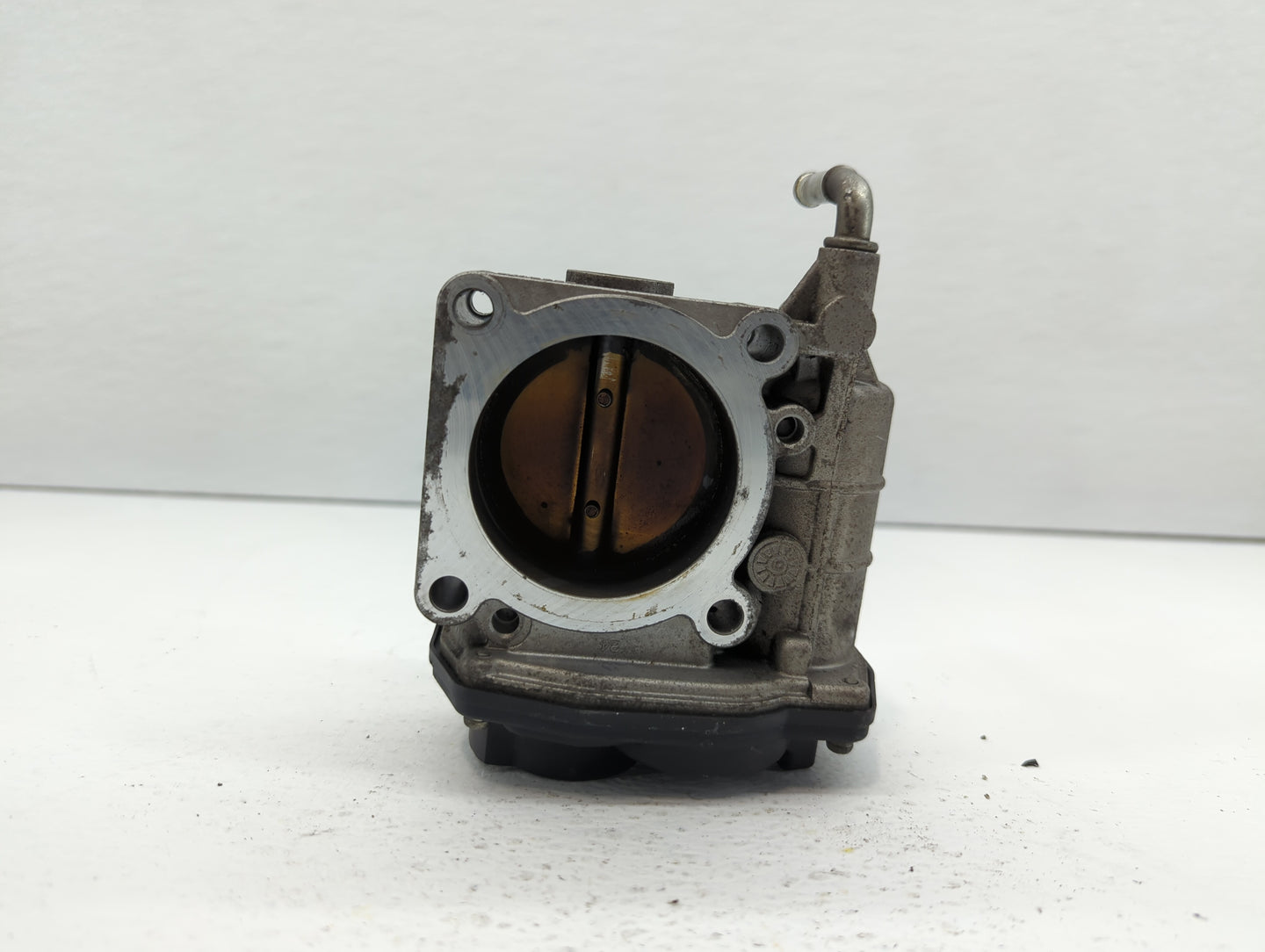 2014-2018 Infiniti Q50 Throttle Body P/N:526-02 RME60-16 Fits OEM Used Auto Parts - Oemusedautoparts1.com