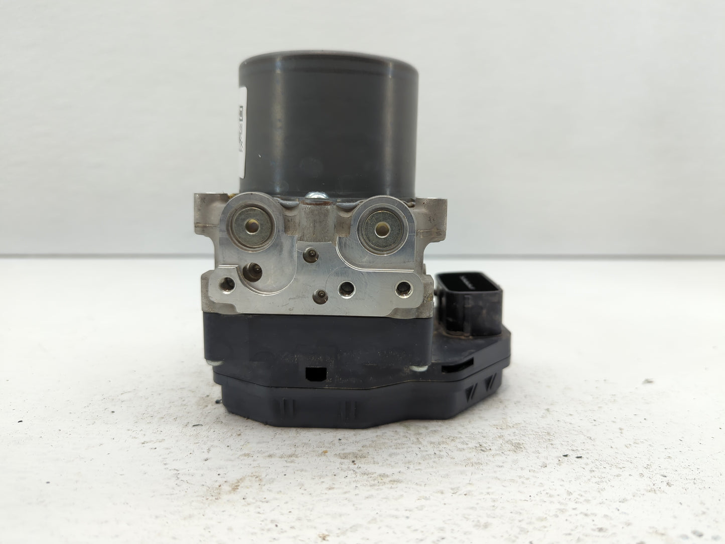 2014-2015 Infiniti Q50 ABS Pump Control Module Replacement P/N:47660 4GB1A Fits Fits 2014 2015 OEM Used Auto Parts - Oemused