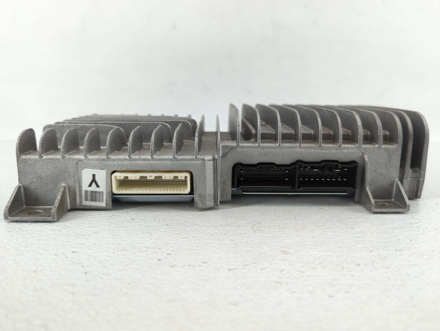 2014-2015 Infiniti Q50 Am Fm Cd Player Radio Receiver - Oemusedautoparts1.com