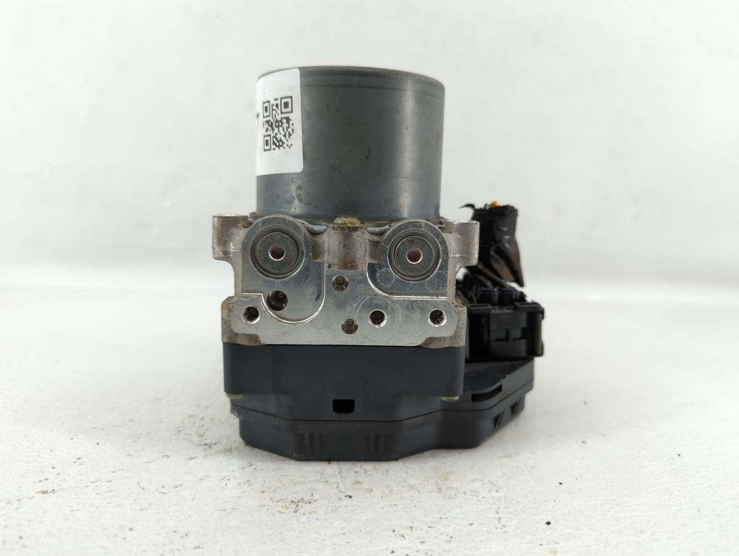 2014-2015 Infiniti Q50 ABS Pump Control Module Replacement P/N:133800-5791 47660 4GB1A Fits Fits 2014 2015 OEM Used Auto Par