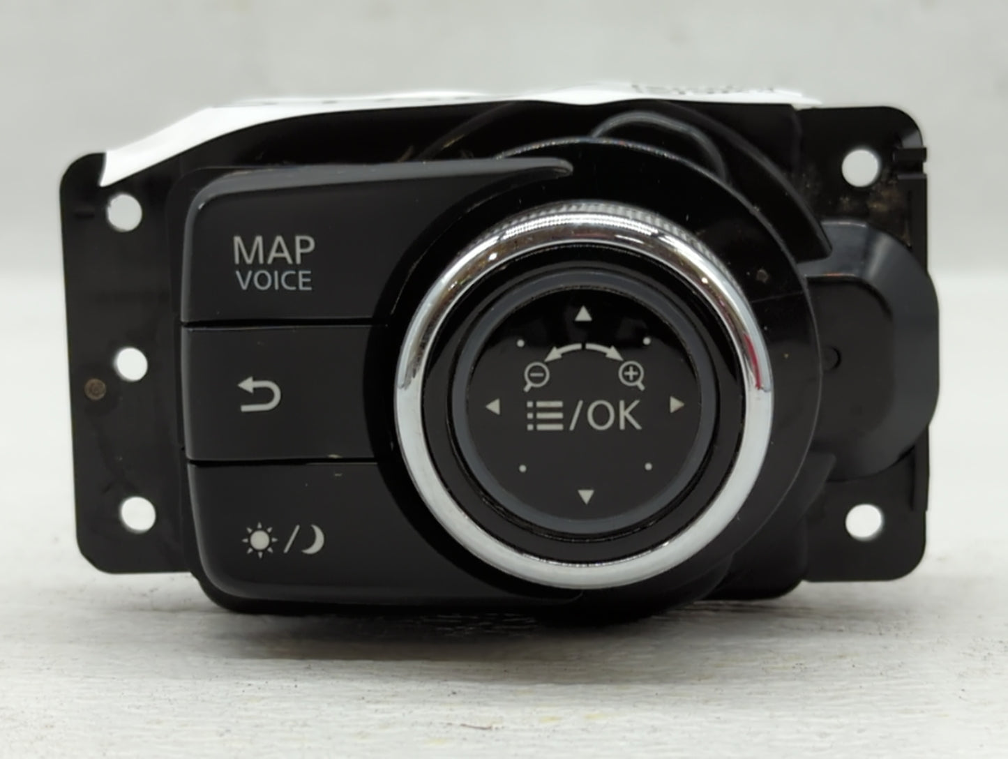 2015-2020 Infiniti Q50 Radio Control Panel - Oemusedautoparts1.com