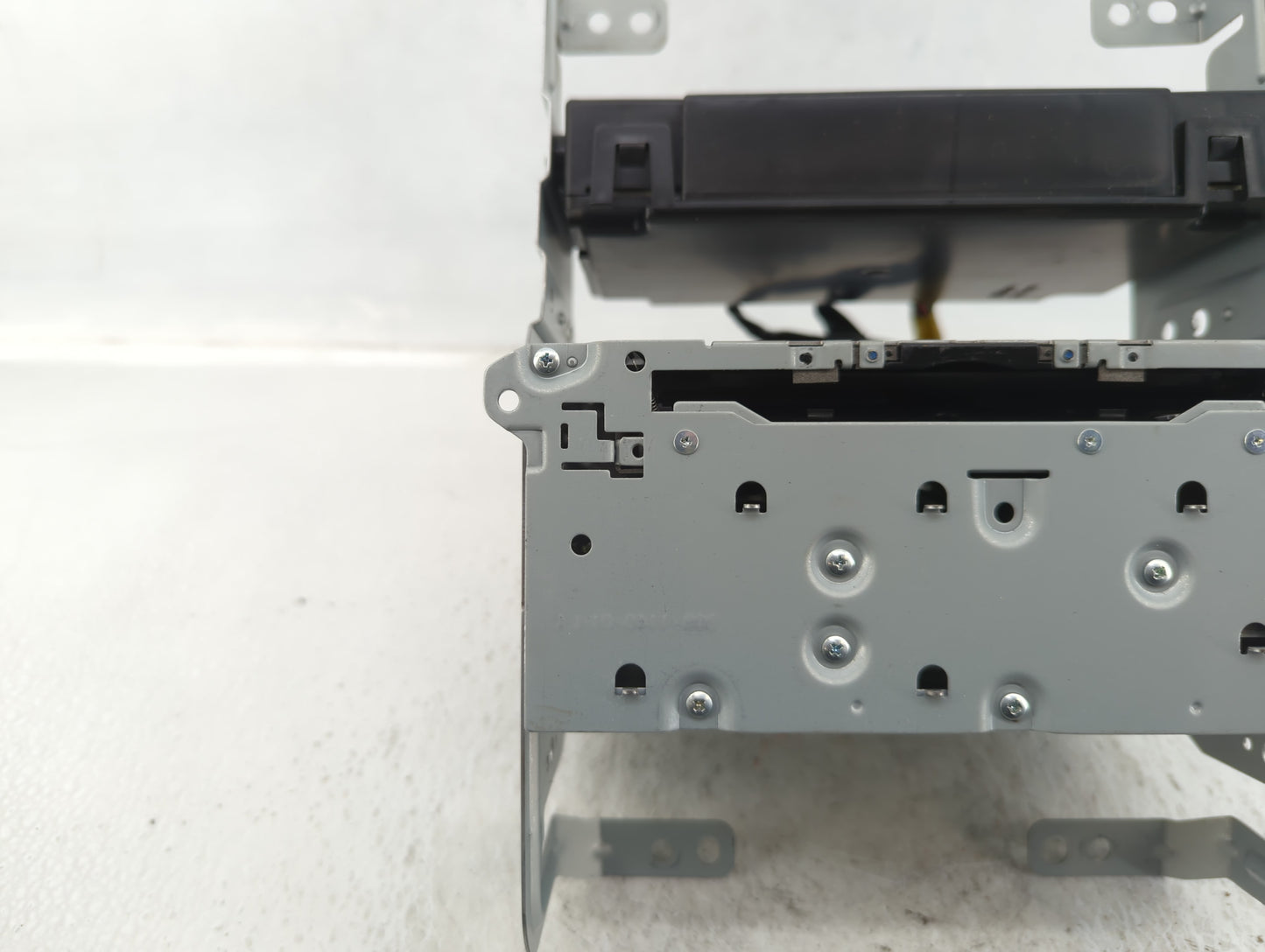 2014-2018 Infiniti Q50 Am Fm Cd Player Radio Receiver - Oemusedautoparts1.com