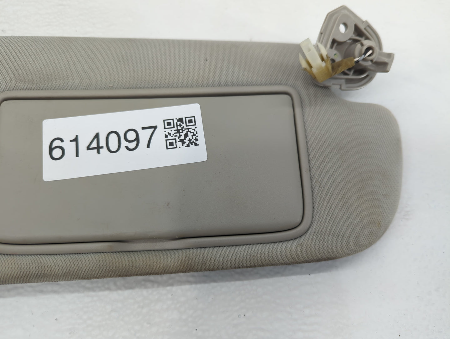 2014-2020 Infiniti Q50 Sun Visor Shade Replacement Passenger Right Mirror Fits Fits 2014 2015 2016 2017 2018 2019 2020 OEM U