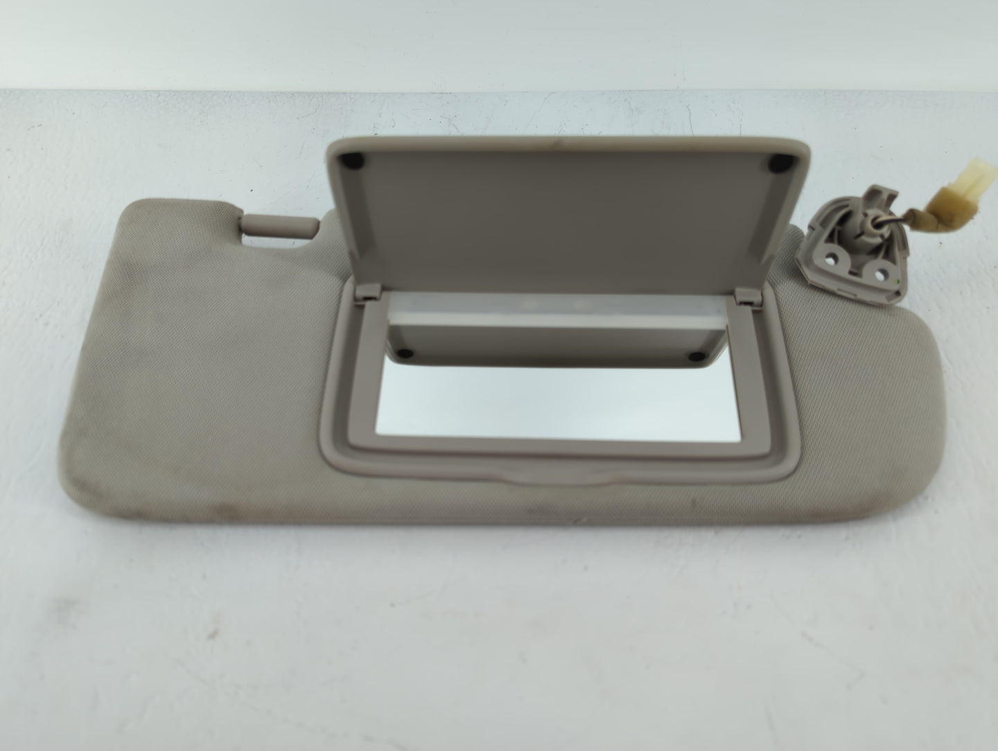 2014-2020 Infiniti Q50 Sun Visor Shade Replacement Passenger Right Mirror Fits Fits 2014 2015 2016 2017 2018 2019 2020 OEM U