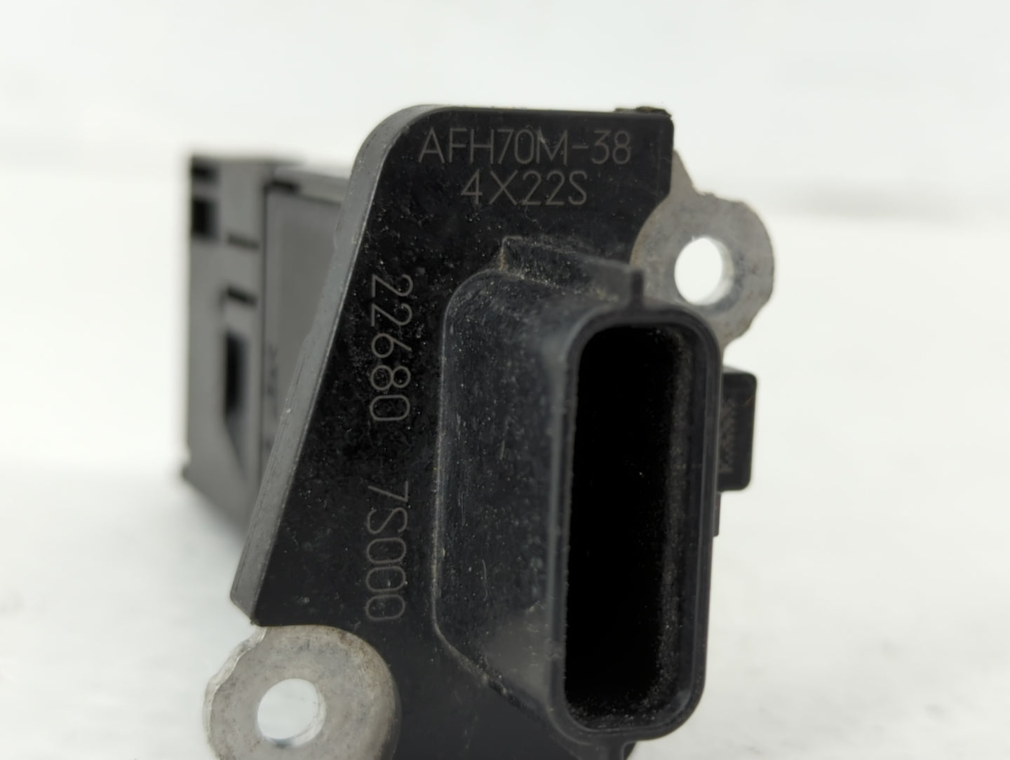 2014-2015 Infiniti Q50 Mass Air Flow Meter Maf - Oemusedautoparts1.com