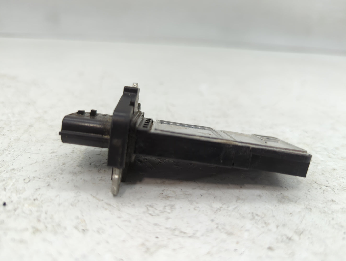 2014-2015 Infiniti Q50 Mass Air Flow Meter Maf - Oemusedautoparts1.com