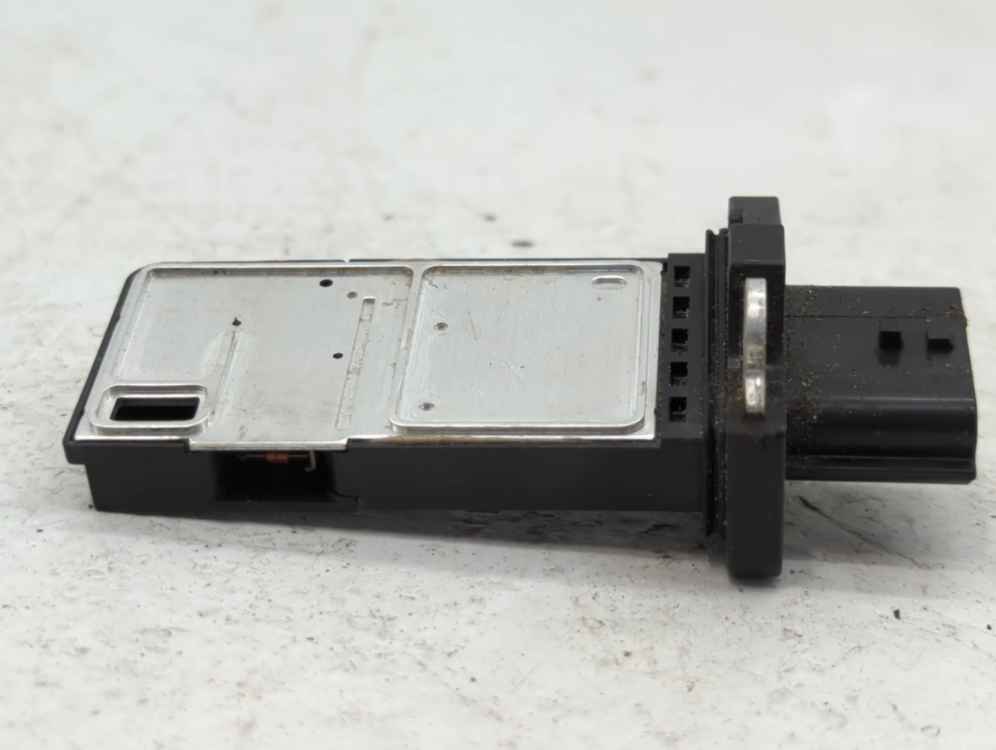 2014-2015 Infiniti Q50 Mass Air Flow Meter Maf - Oemusedautoparts1.com