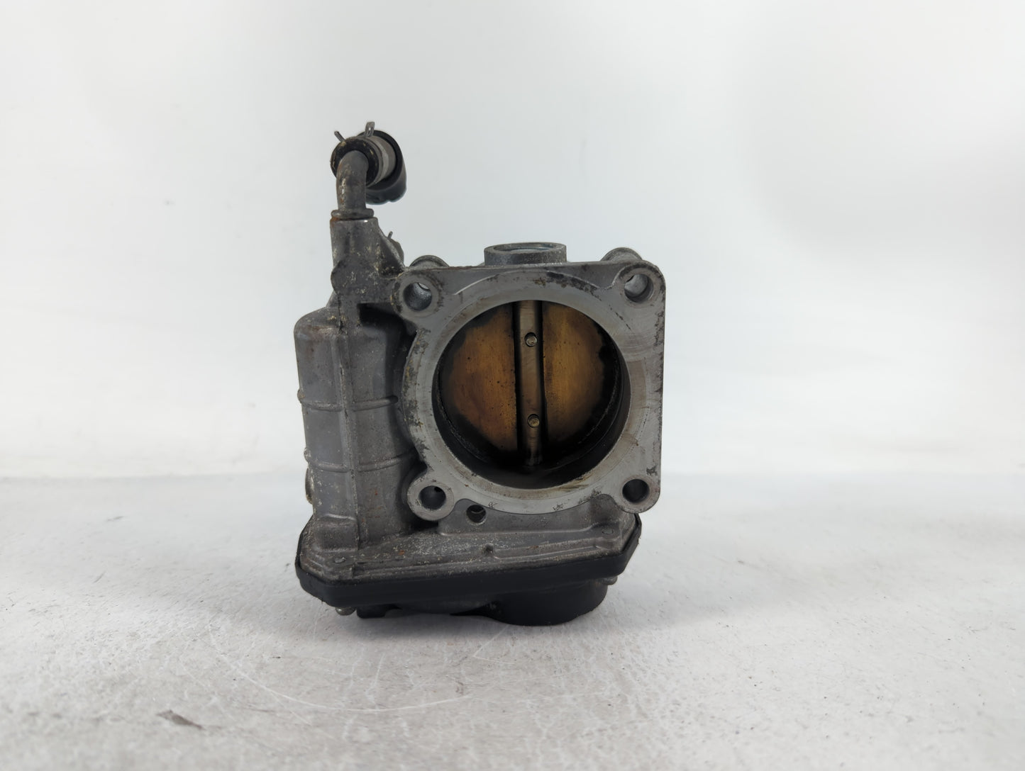 2014-2018 Infiniti Q50 Throttle Body P/N:2X10 526-02 Fits OEM Used Auto Parts - Oemusedautoparts1.com