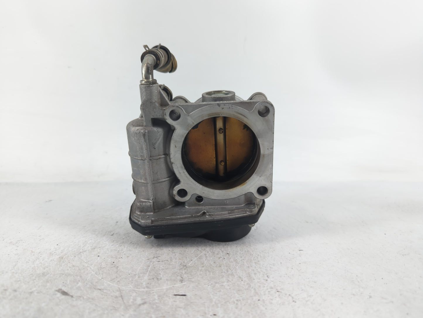 2014-2018 Infiniti Q50 Throttle Body P/N:4414 526-02 Fits OEM Used Auto Parts - Oemusedautoparts1.com