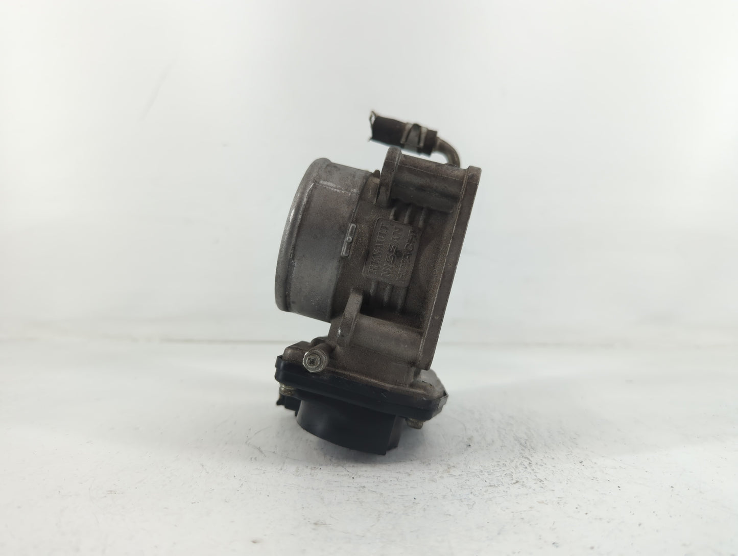 2014-2018 Infiniti Q50 Throttle Body P/N:K 4Y04 526-01 Fits OEM Used Auto Parts - Oemusedautoparts1.com