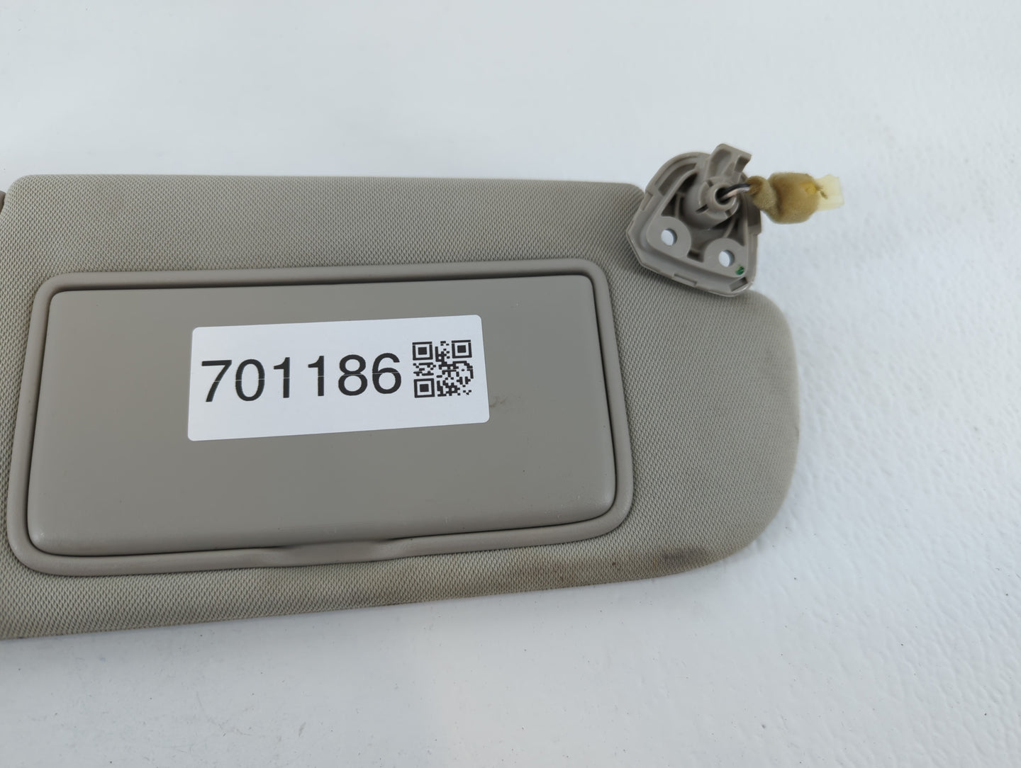 2014-2020 Infiniti Q50 Sun Visor Shade Replacement Passenger Right Mirror Fits Fits 2014 2015 2016 2017 2018 2019 2020 OEM U