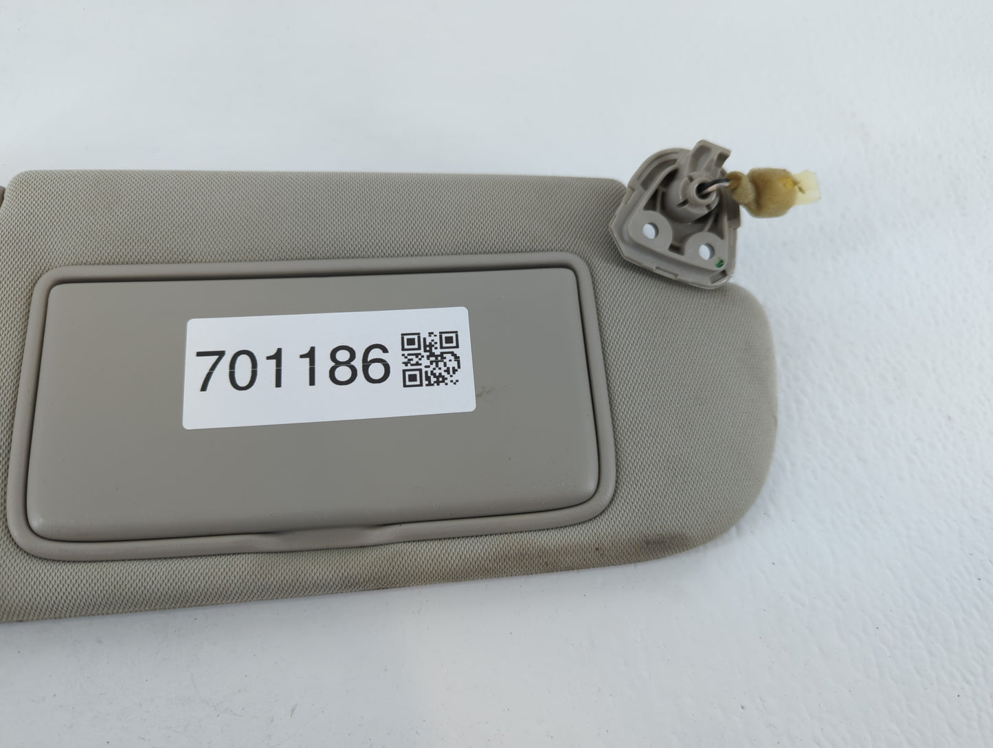 2014-2020 Infiniti Q50 Sun Visor Shade Replacement Passenger Right Mirror Fits Fits 2014 2015 2016 2017 2018 2019 2020 OEM U