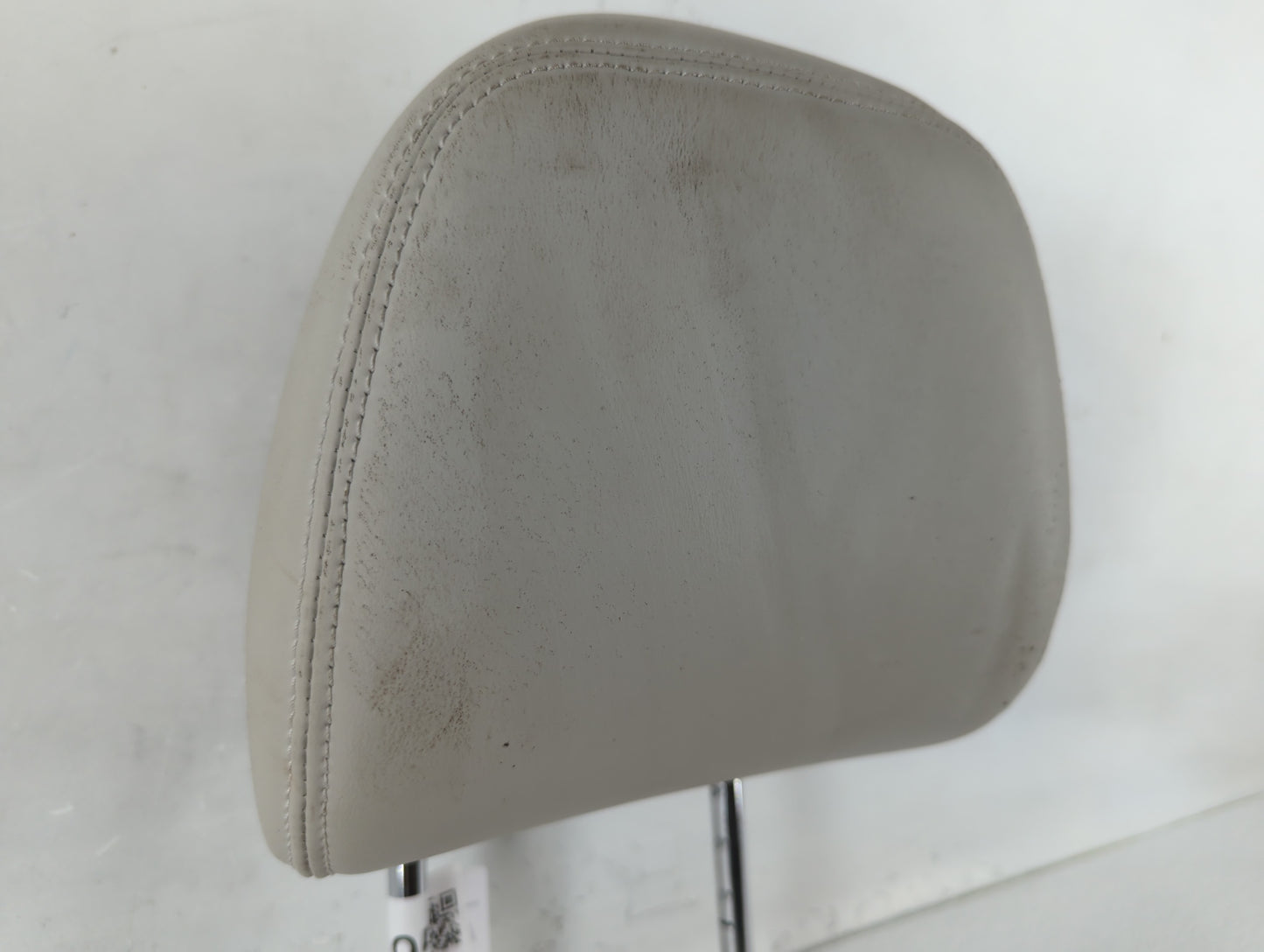 2014-2015 Infiniti Q50 Headrest Head Rest Rear Seat Fits Fits 2014 2015 OEM Used Auto Parts - Oemusedautoparts1.com