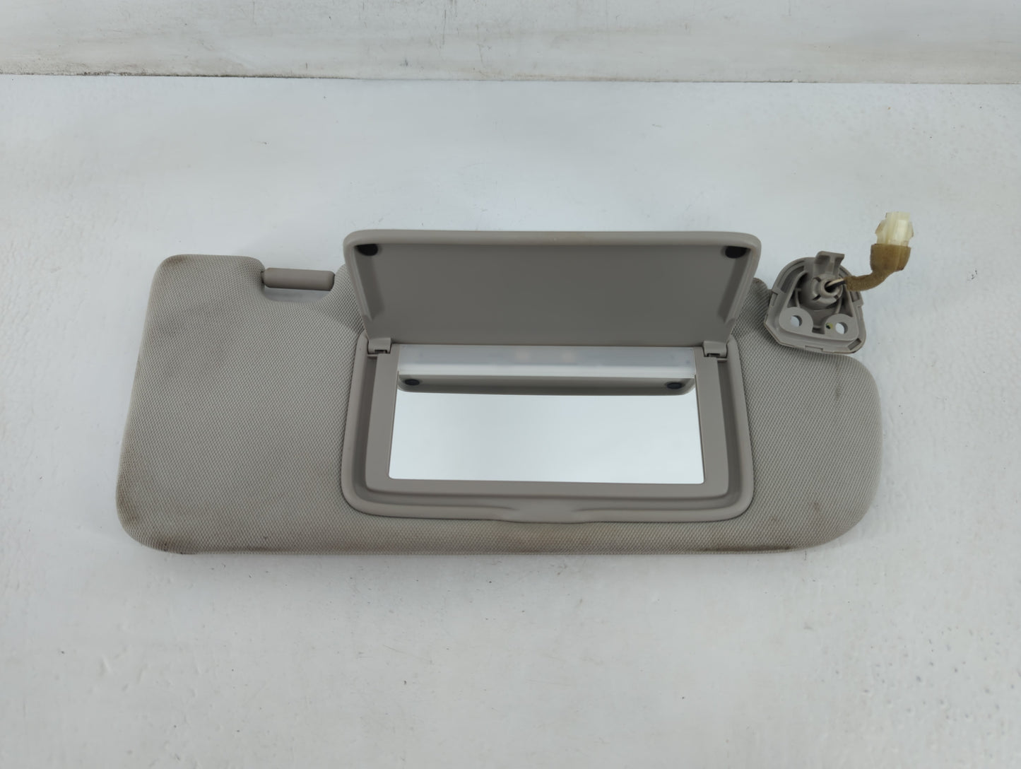 2014-2020 Infiniti Q50 Sun Visor Shade Replacement Passenger Right Mirror Fits Fits 2014 2015 2016 2017 2018 2019 2020 OEM U