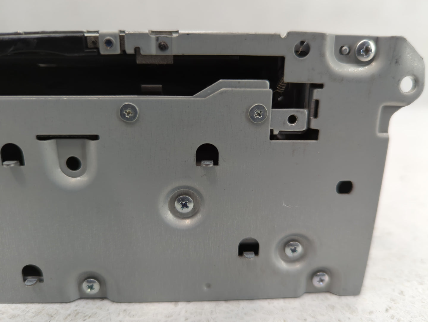 2015-2019 Infiniti Q50 Am Fm Cd Player Radio Receiver - Oemusedautoparts1.com