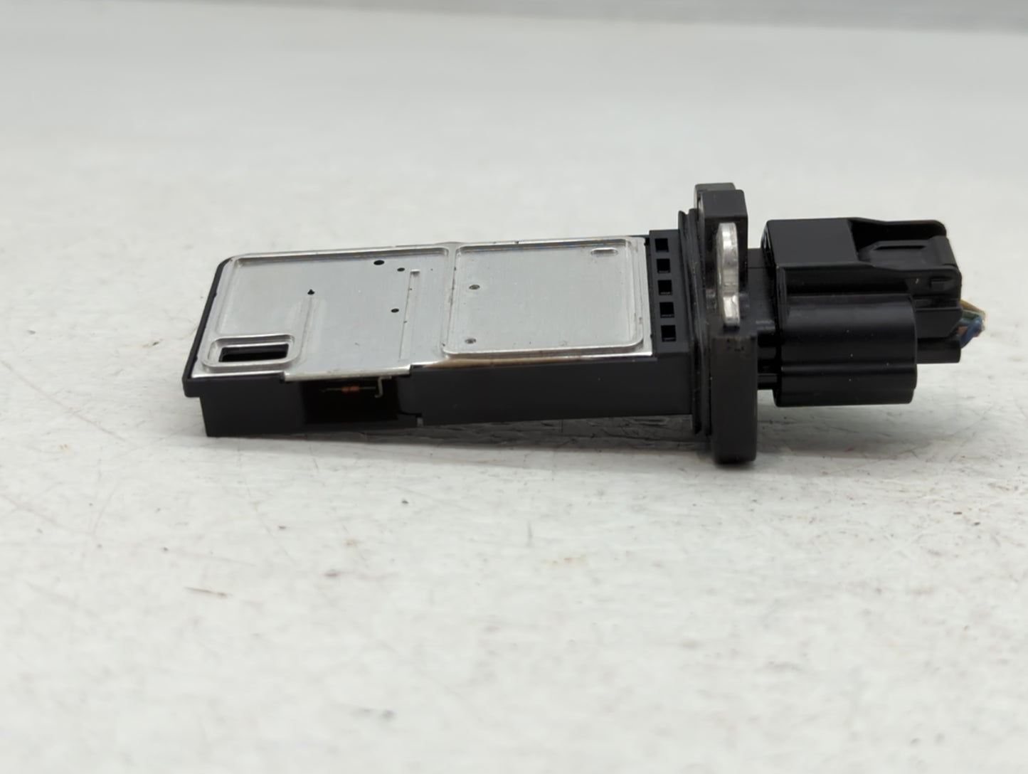 2014-2015 Infiniti Q50 Mass Air Flow Meter Maf - Oemusedautoparts1.com