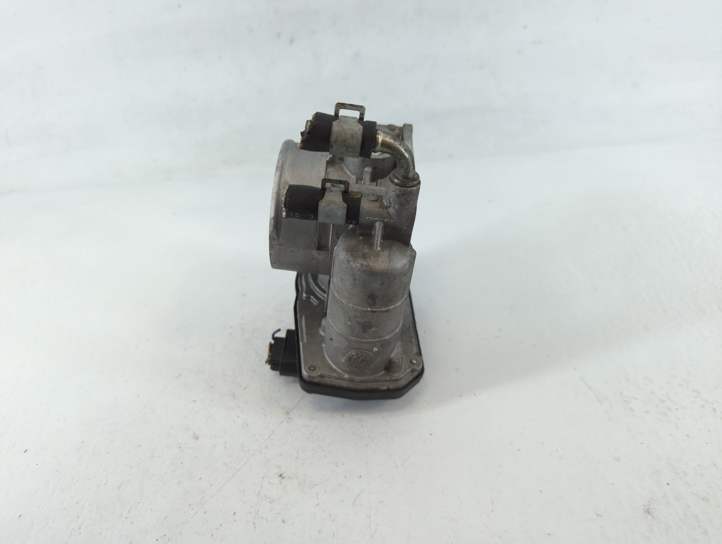 2014-2018 Infiniti Q50 Throttle Body P/N:0407H RME60-21 Fits OEM Used Auto Parts - Oemusedautoparts1.com