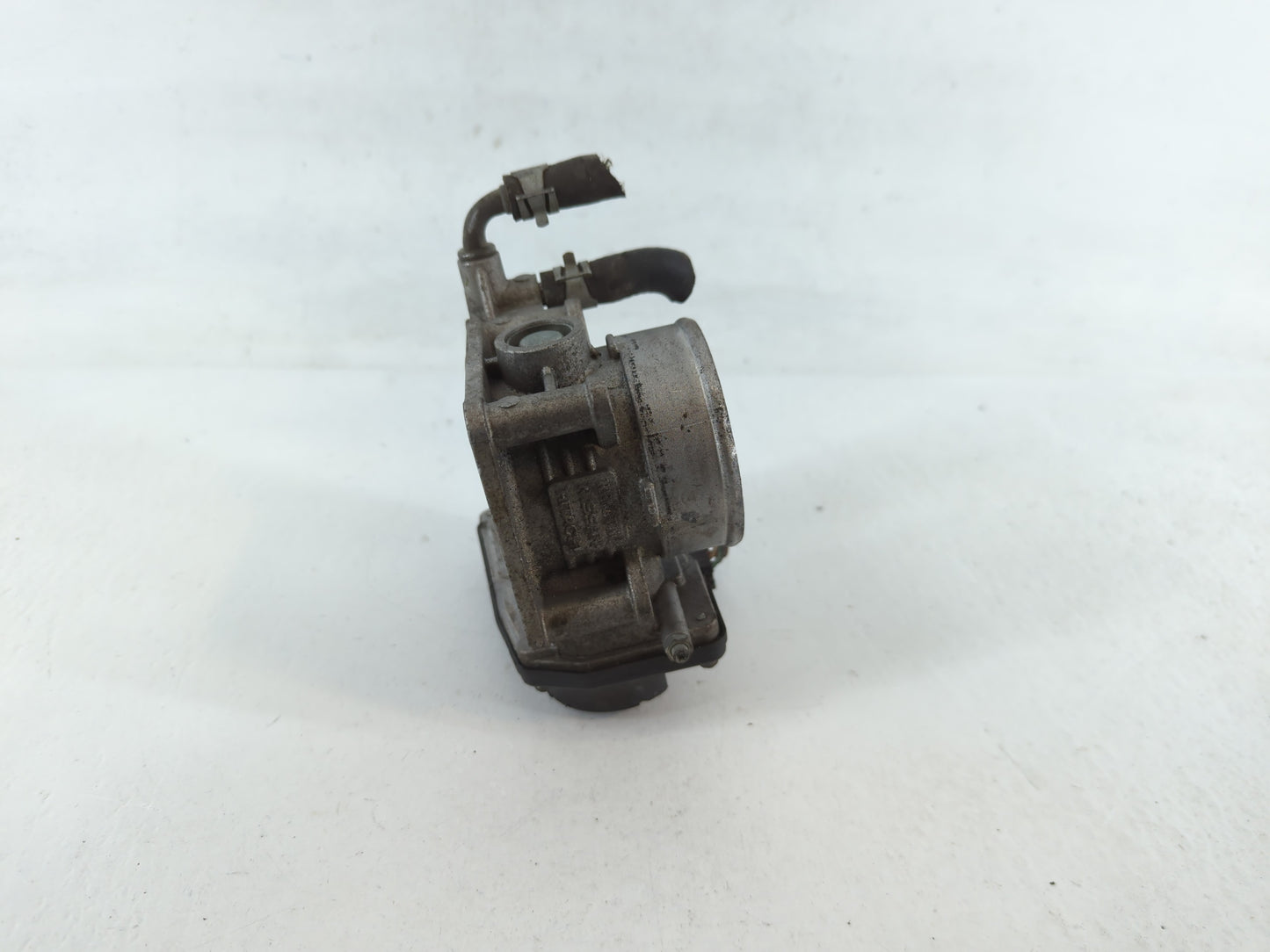 2014-2018 Infiniti Q50 Throttle Body P/N:5Y09H RME60-21 Fits OEM Used Auto Parts - Oemusedautoparts1.com