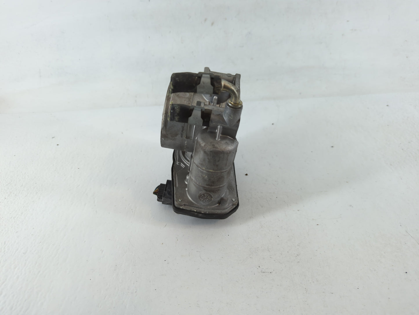 2014-2018 Infiniti Q50 Throttle Body P/N:3Y05H RME60-21 Fits OEM Used Auto Parts - Oemusedautoparts1.com