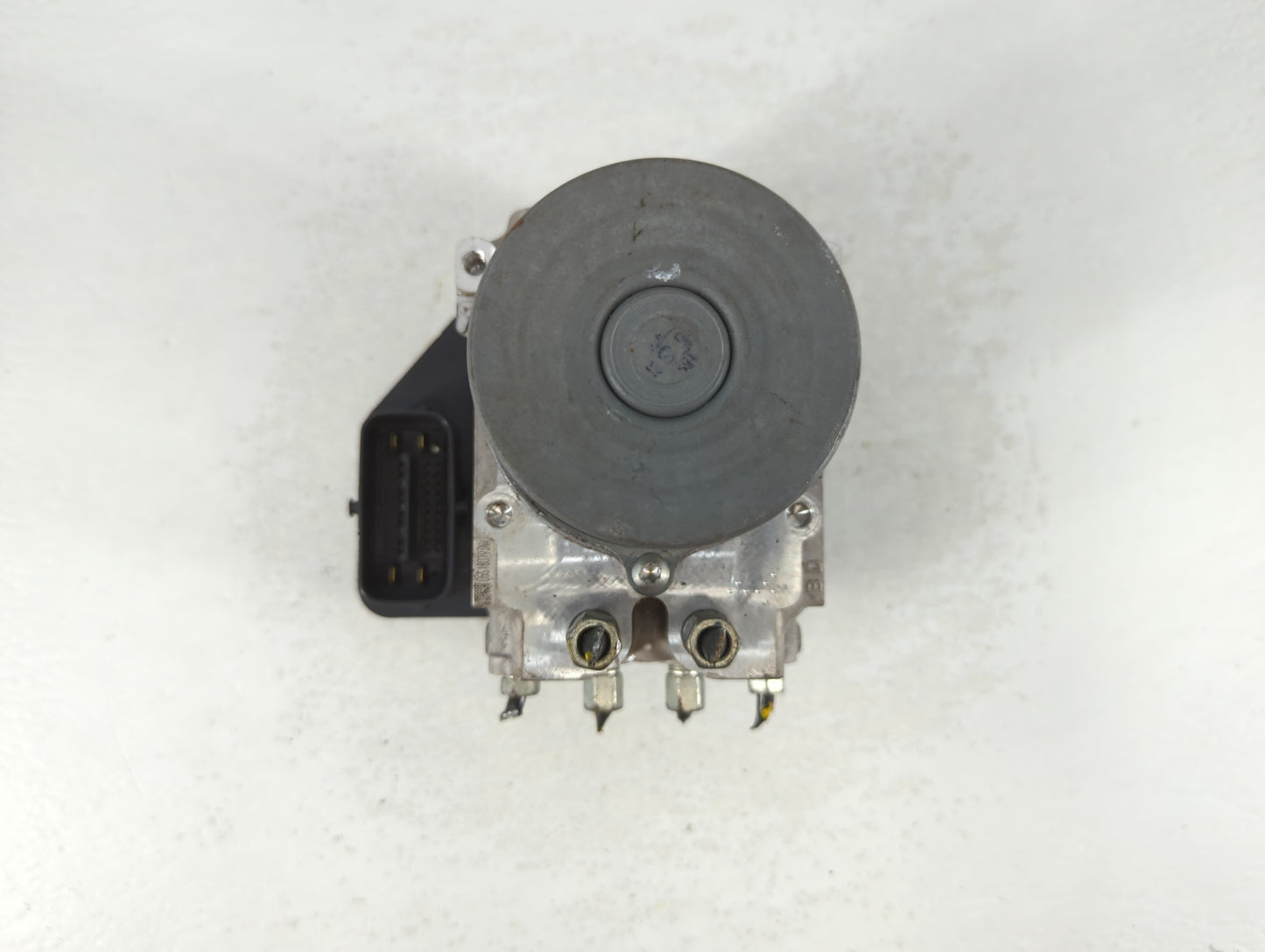 2014-2015 Infiniti Q50 ABS Pump Control Module Replacement P/N:133800-5790 47660-4GB1A Fits Fits 2014 2015 OEM Used Auto Par