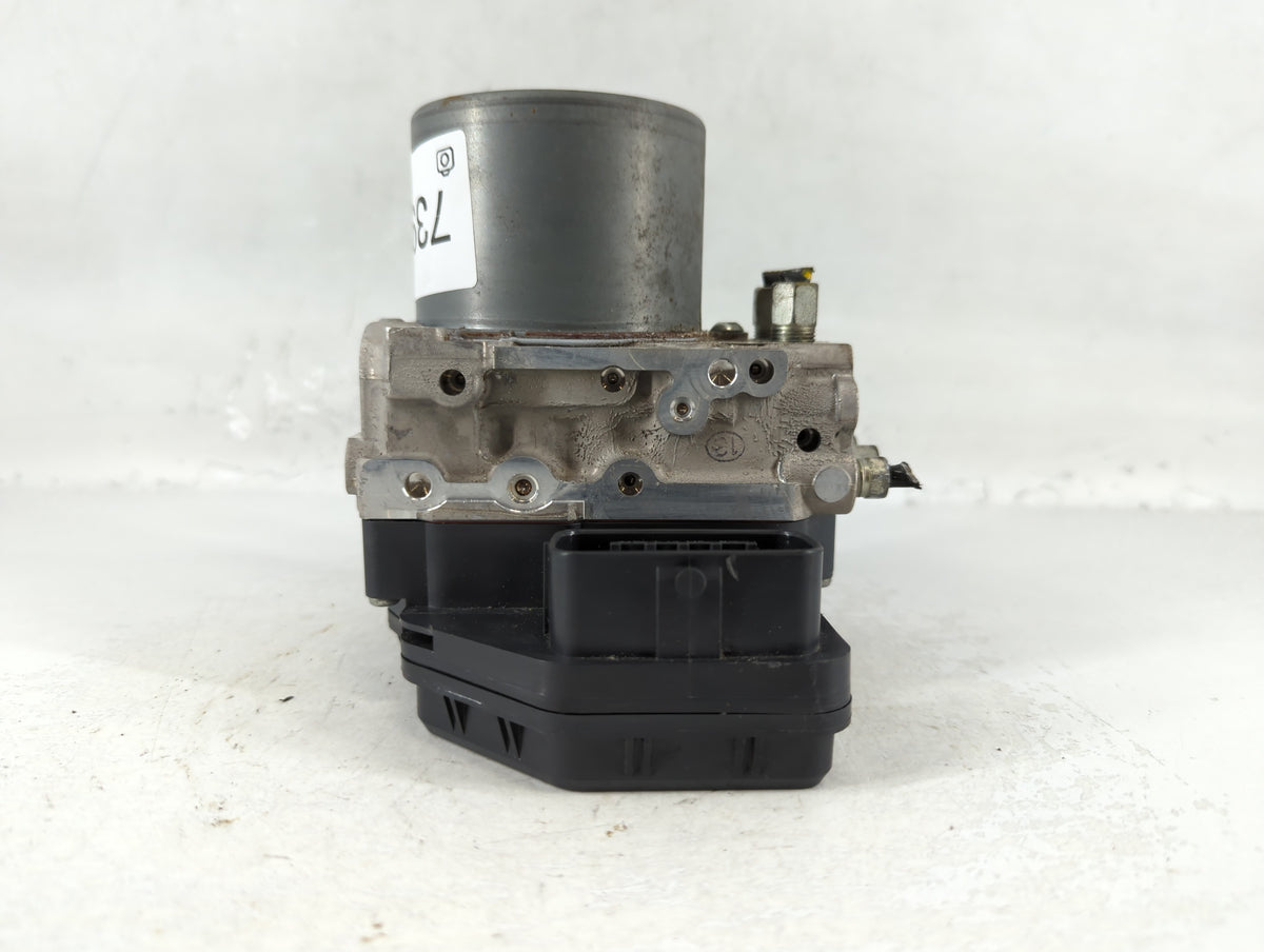 2014-2015 Infiniti Q50 Anti-Lock Brake ABS Pump Module Actuator OEM P/N:133800-5790 47660-4GB1A Fits Fits 2014 2015 OEM Used