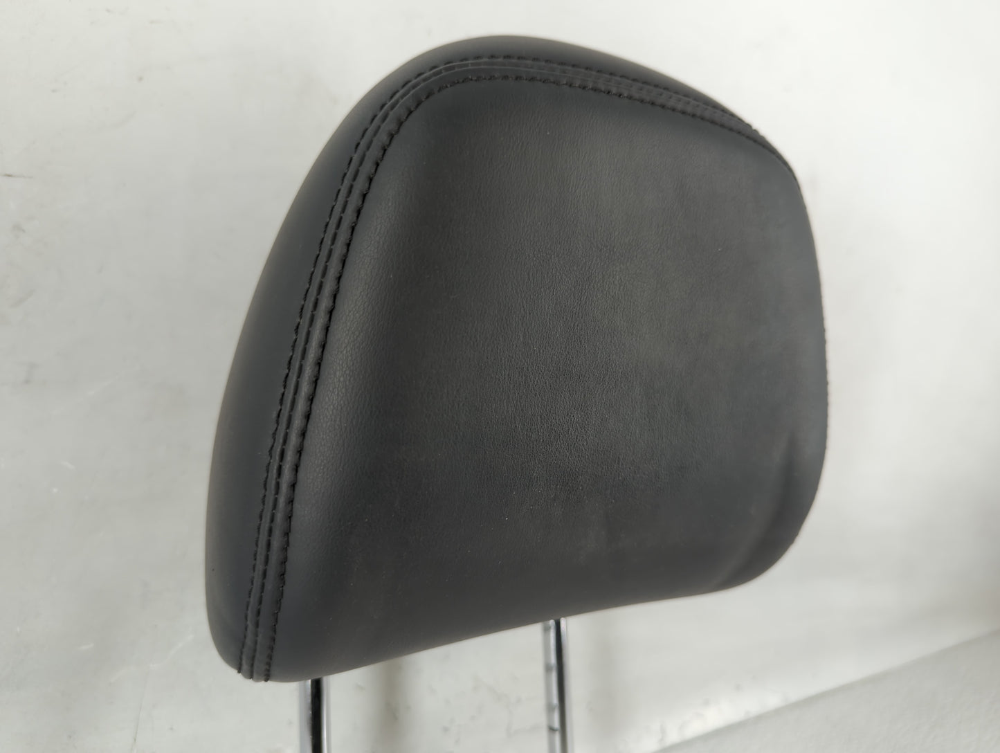 2015 Infiniti Q50 Headrest Head Rest Front Driver Passenger Seat Black - Oemusedautoparts1.com